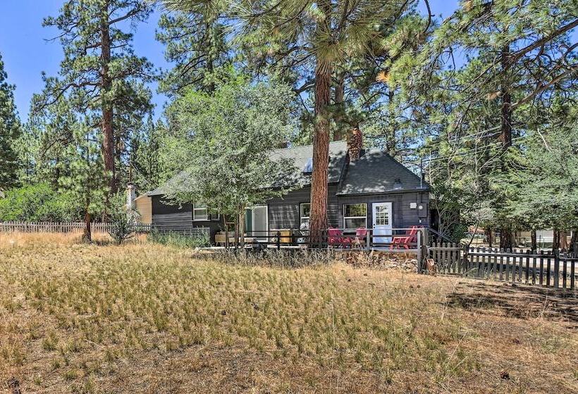 2 Mi To Big Bear Lake: Cabin W/ Game Room