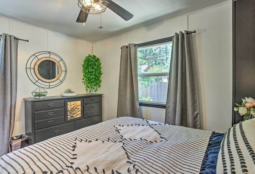 2 Mi To Big Bear Lake: Cabin W/ Game Room