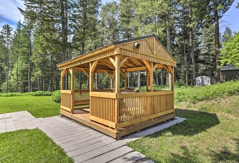 Columbia Falls Private Retreat: Pool Table & Deck!