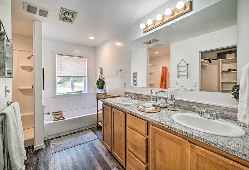 Serene Carnation Abode < 2 Mi To Snoqualmie River