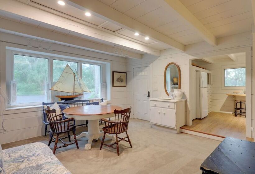 Nantucket Hide Away Cottage On Saint Marys River!