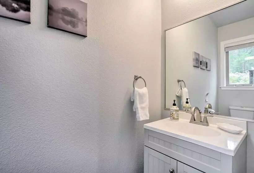 3 Mi To Ski Resort: Modern Breck Home W/ Hot Tub!