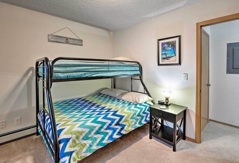 Fairbanks Alaskan Abode ~ 1 Mile To Pioneer Park!