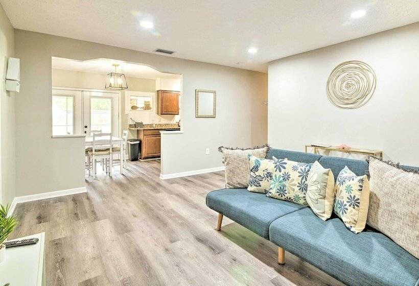 Family Friendly Tampa House With Private Pool!