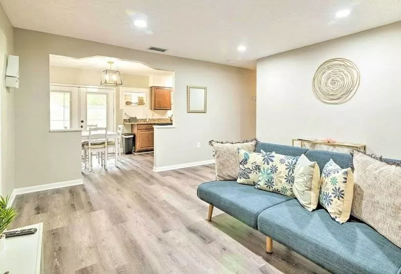 Family Friendly Tampa House With Private Pool!