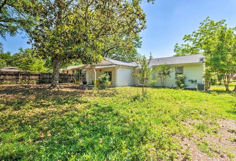 Walk To Beach: Fort Walton Coastal Retreat