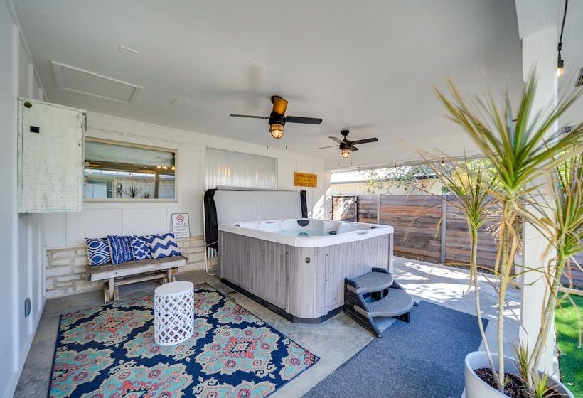 Fredericksburg  Regan Cottage  W/ Hot Tub!