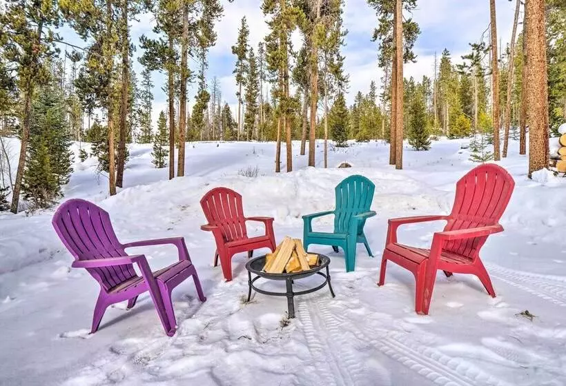 Grand Fraser Escape W/ Private Deck & Hot Tub