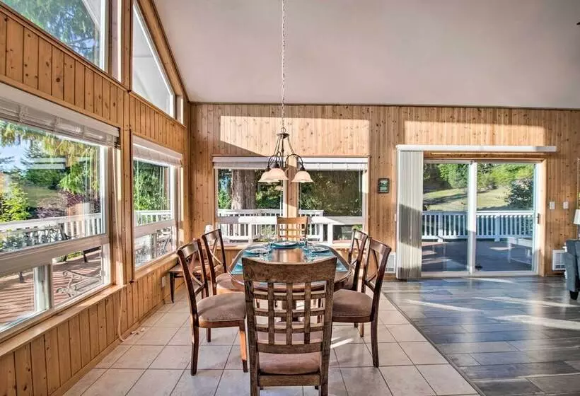 Hood Canal Home W/ Hot Tub   Bordering Olympic Np!