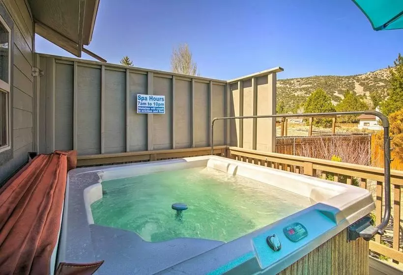Hot Tub Under The Stars: Inviting Big Bear Cabin