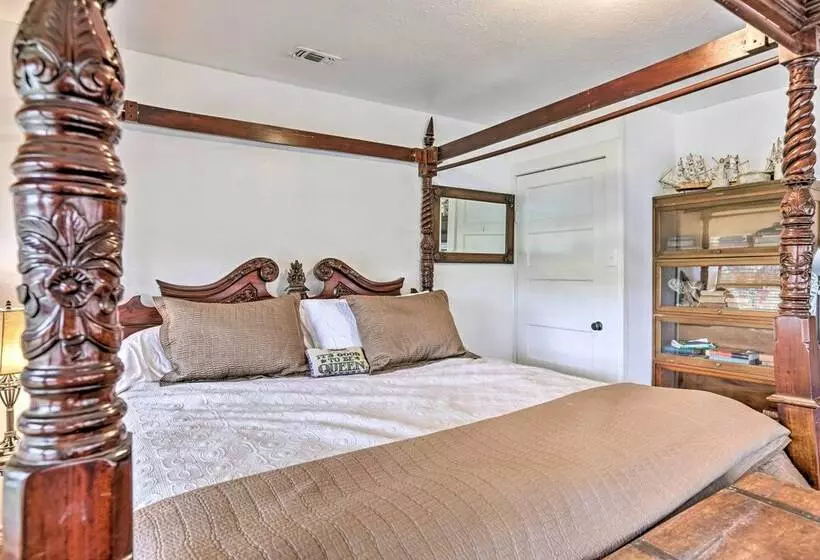 Kerrville Area Home W/ Outdoor Entertainment Space