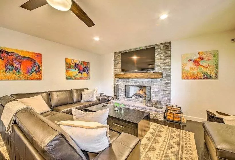 Lake Arrowhead Home W/views   3 Mi To Village