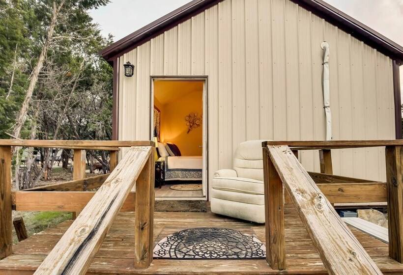 Lakehills Cabin With Fire Pit, Near Medina Lake!