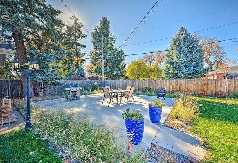3 Mi To Olde Town Arvada: Modern Duplex W/ Patio!