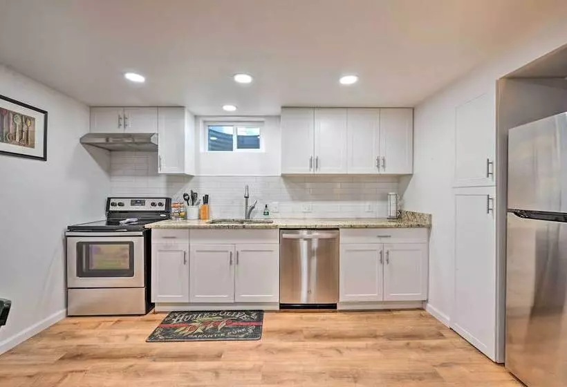 3 Mi To Olde Town Arvada: Modern Duplex W/ Patio!