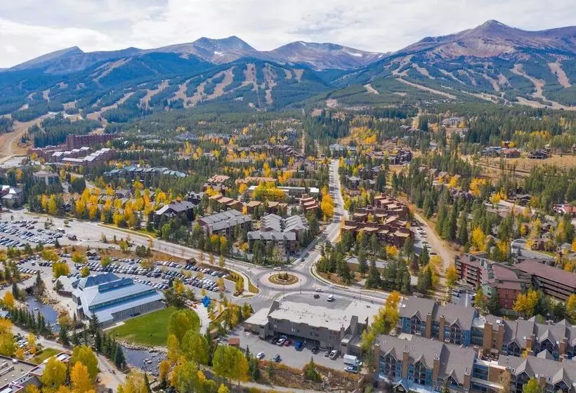 Historic Breck Cabin W/ Hot Tub: Walk To Main St!