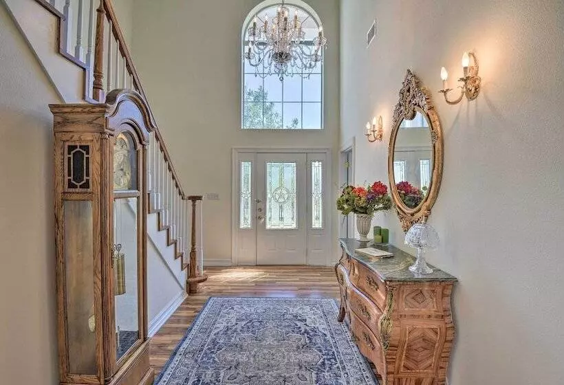 On Working Cattle Ranch W/ Patio: Bellevue Home!