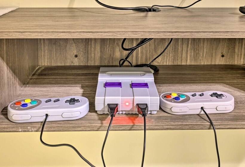 3 Mi To Kalahari: Pocono Summit Home W/ Game Room!