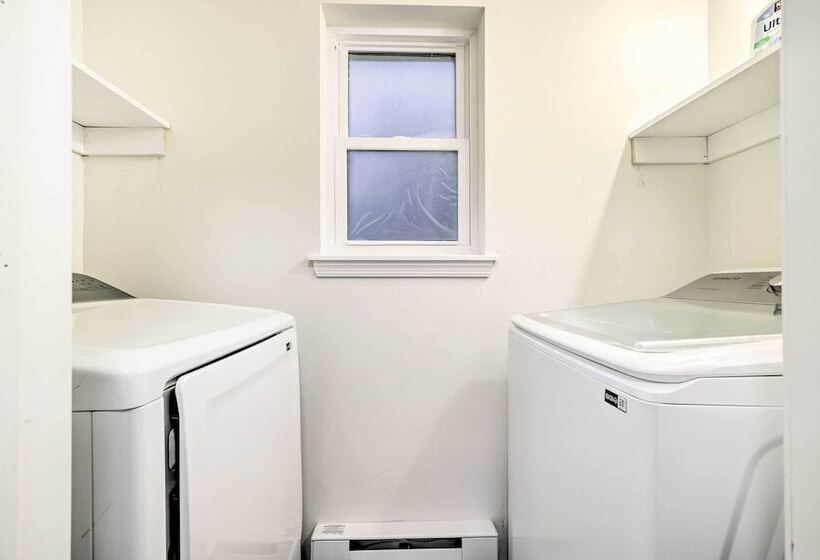 3 Mi To Kalahari: Pocono Summit Home W/ Game Room!