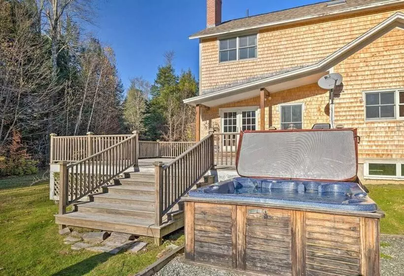 Private Home W/ Hot Tub Near Jay Peak Slopes