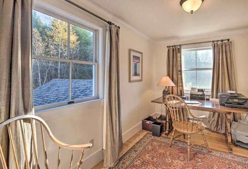 Private Home W/ Hot Tub Near Jay Peak Slopes