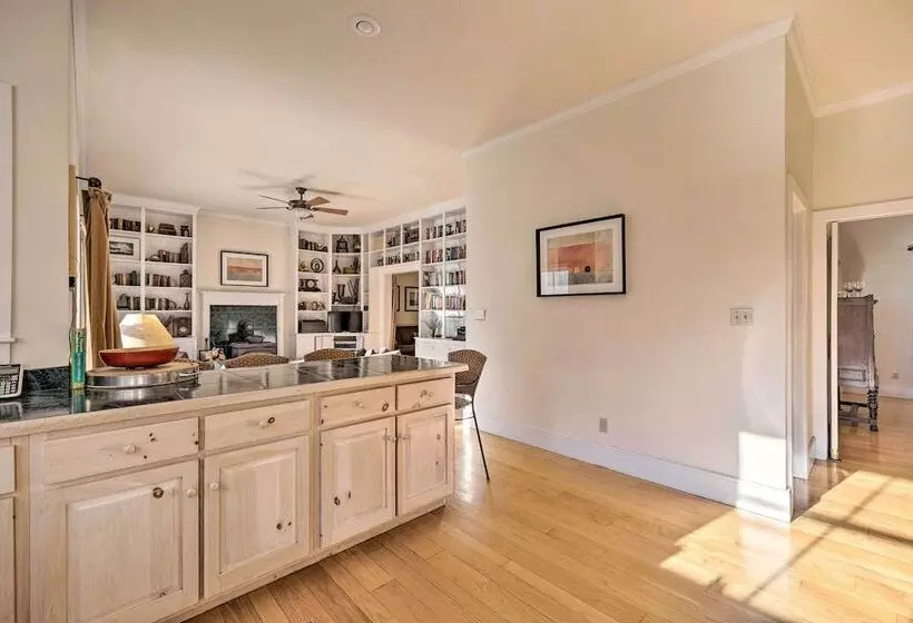 Private Home W/ Hot Tub Near Jay Peak Slopes