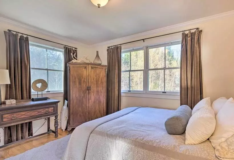 Private Home W/ Hot Tub Near Jay Peak Slopes