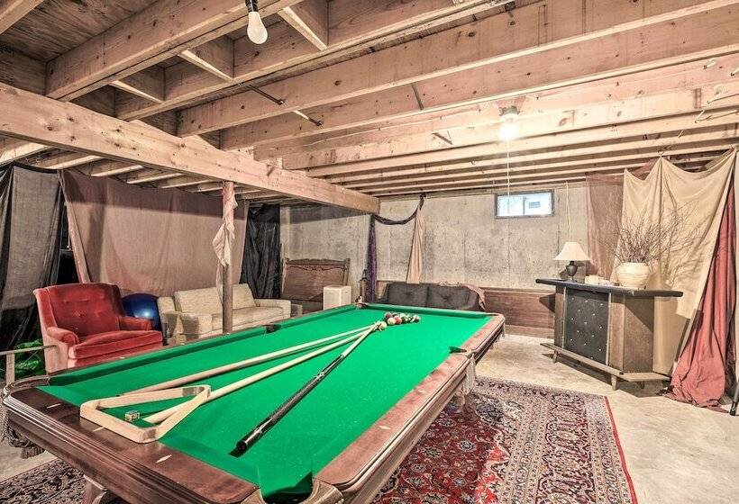 Private Home W/ Hot Tub Near Jay Peak Slopes