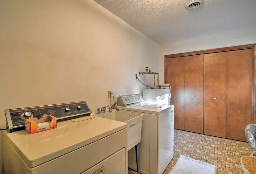 Quintessential Lake George House W/ Bbq & Fire Pit