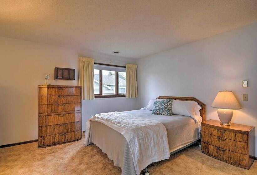 Quintessential Lake George House W/ Bbq & Fire Pit