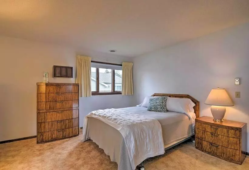 Quintessential Lake George House W/ Bbq & Fire Pit