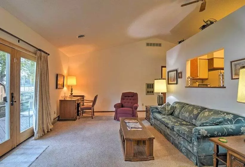 Quintessential Lake George House W/ Bbq & Fire Pit