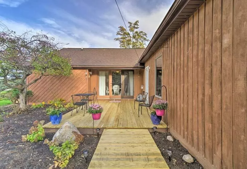 Quintessential Lake George House W/ Bbq & Fire Pit