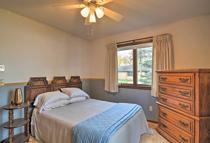 Quintessential Lake George House W/ Bbq & Fire Pit