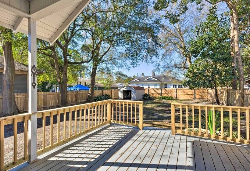 Renovated Historic Home W/ Yard: 2 Mi To Dtwn