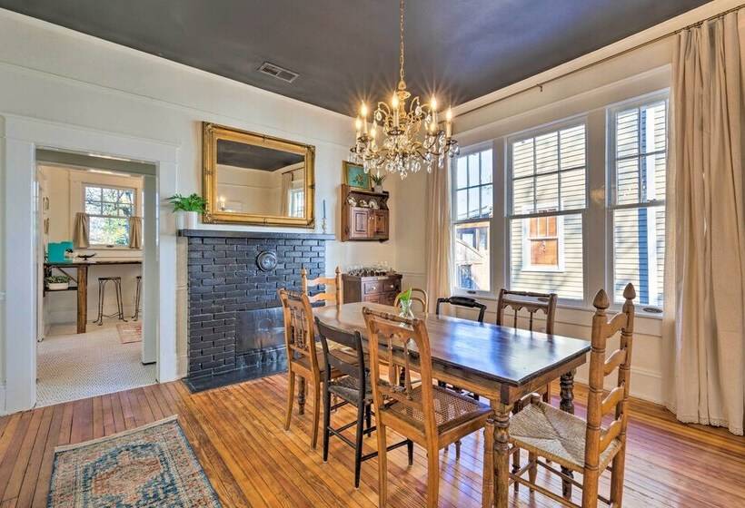 Renovated Historic Home W/ Yard: 2 Mi To Dtwn