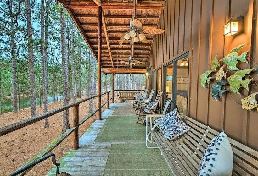 Rockingham Cabin On 75 Acres W/ Lake Access!