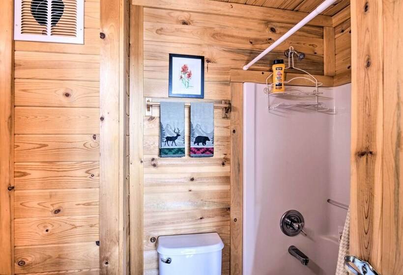 Jefferson Cabin W/ Fire Pit, Near Fishing & Hiking