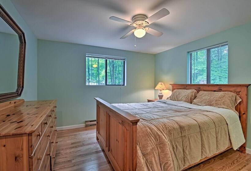 Deck & Fire Pit: Pocono Lake Home Near Skiing!