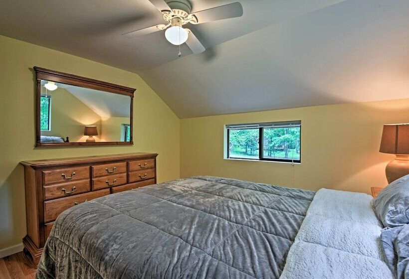 Deck & Fire Pit: Pocono Lake Home Near Skiing!