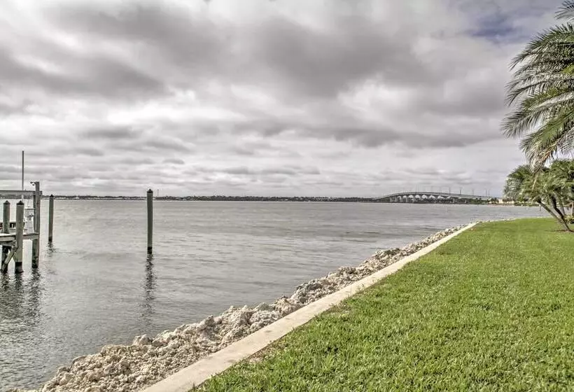 Sand Dollar  Jenson Beach Home W/ Pool Access!