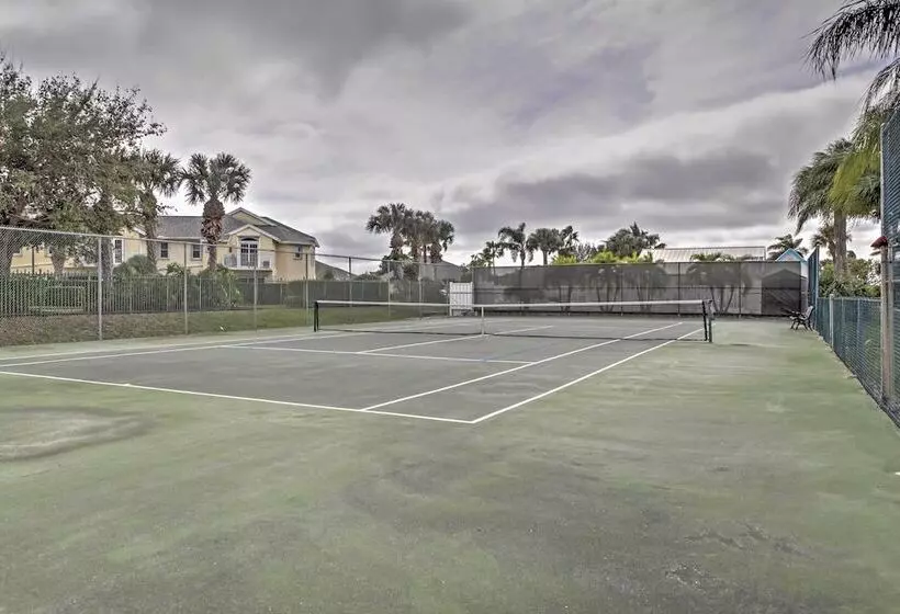 Sand Dollar  Jenson Beach Home W/ Pool Access!