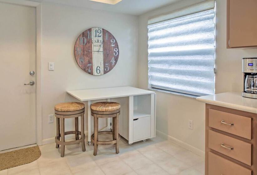 Sand Dollar  Jenson Beach Home W/ Pool Access!