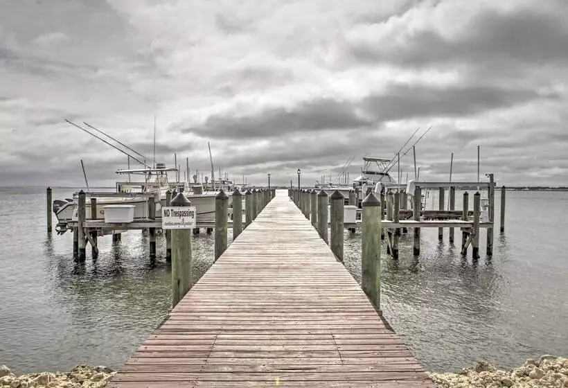 Sand Dollar  Jenson Beach Home W/ Pool Access!