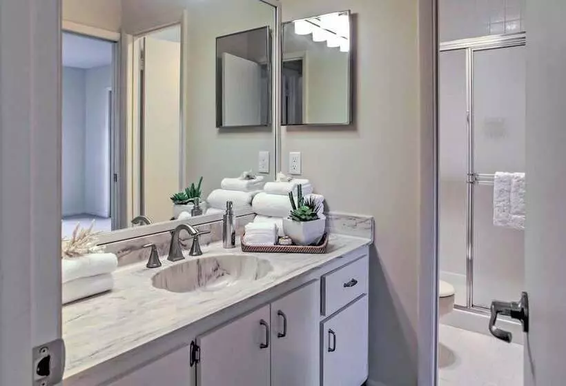 Sand Dollar  Jenson Beach Home W/ Pool Access!