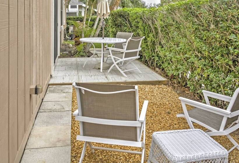 Sand Dollar  Jenson Beach Home W/ Pool Access!