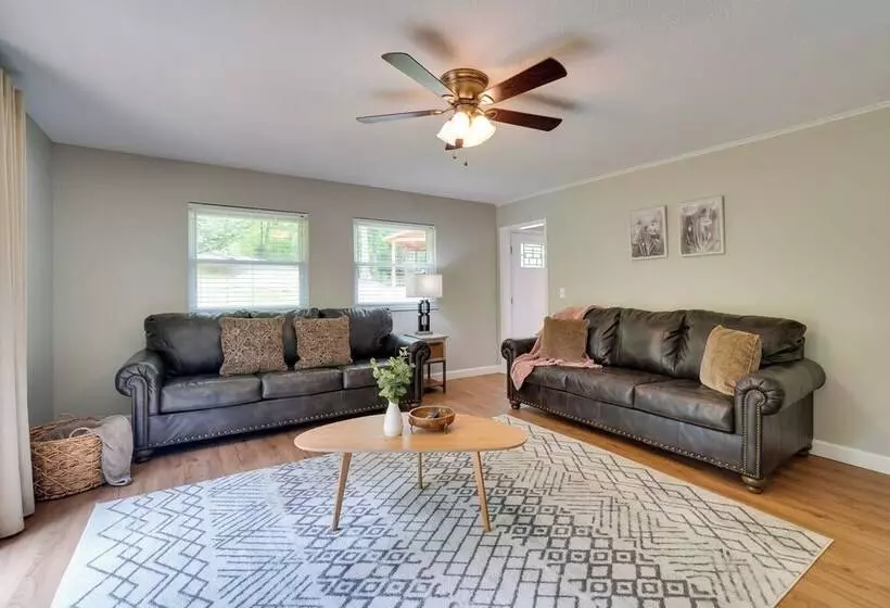 Sevierville Home W/ Hot Tub & Game Room!