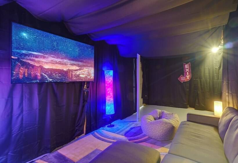 Sevierville Home W/ Hot Tub & Game Room!