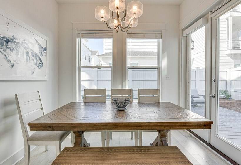 Spacious Inlet Beach Home ~ 1/2 Mi To Beach!