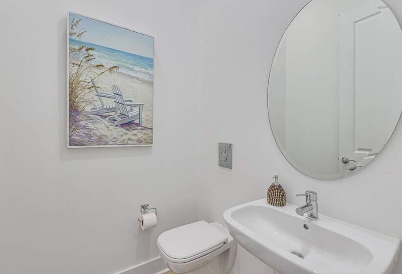 Spacious Inlet Beach Home ~ 1/2 Mi To Beach!